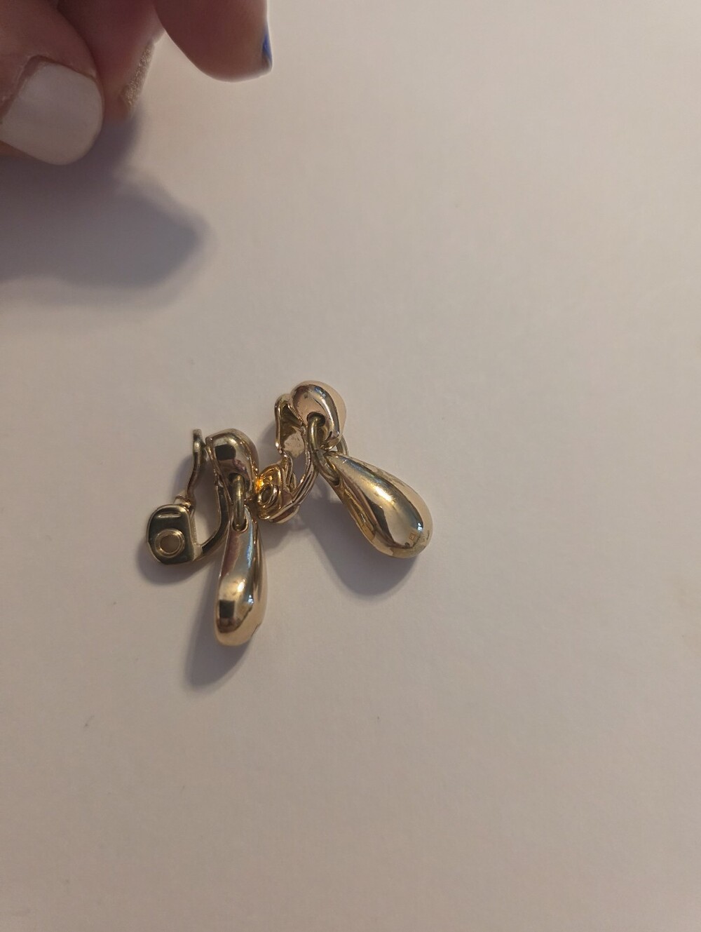 Vintage Napier Tear Drop Clip On Earrings - Picture 2 of 5